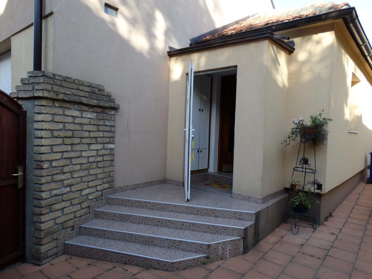 Appartamento Marijana - Center Novi Sad Esterno foto